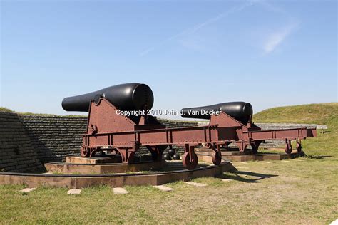 Cannon At Fort Moultrie Sullivans Island Sc The Fort Was Used By