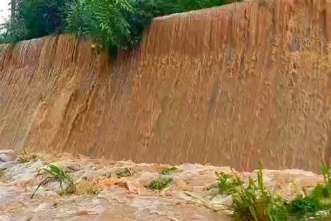 Tanggul Sungai Cisaanggarung Brebes Jebol Ribuan Rumah Di 8 Desa