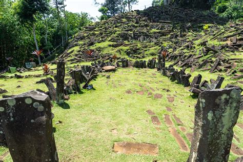 Facciamo chiarezza sulla presunta piramide più antica del mondo di 27