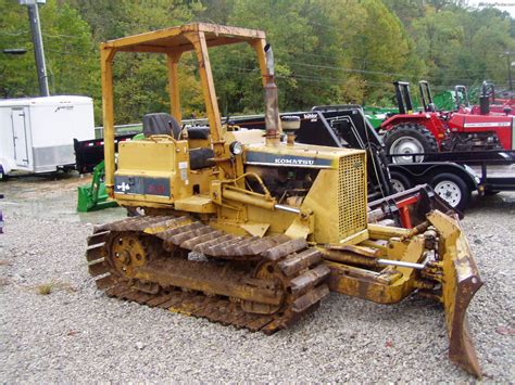 Komatsu D20P 5 Crawler Dozer John Deere MachineFinder