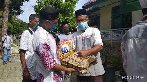 100 Bileu Masjid Di Aceh Besar Terima Paket Sembako Pos Aceh