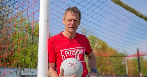 Stuart Pearce Hails Online Volunteer Portal For Non League Clubs