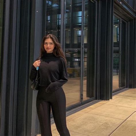 selin ♡ on Instagram: “ ” | Femme, Beauté des femmes, Fitness femme