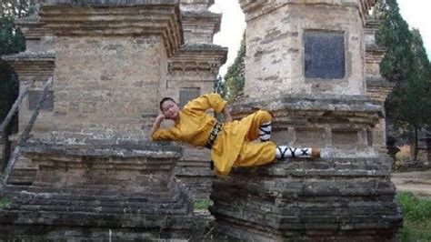 Shaolin Kung Fu Masters - Shaolin Temple Kung Fu Academy China