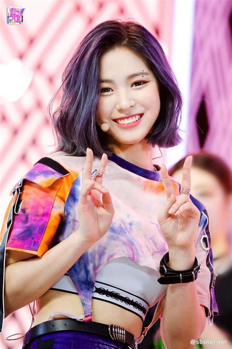 Pin Oleh Chny Di Itzy Ide Gaya Rambut Gaya Rambut Gaya