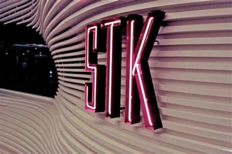 STK Las Vegas: Menu, Prices & Hours In 2023