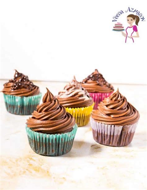 Gingerbread Cupcakes With Chocolate Fudge Frosting Veena Azmanov