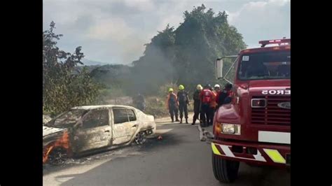 Pérdida Total Deja Incendio De Vehículo⁣ Diario Del Pueblo