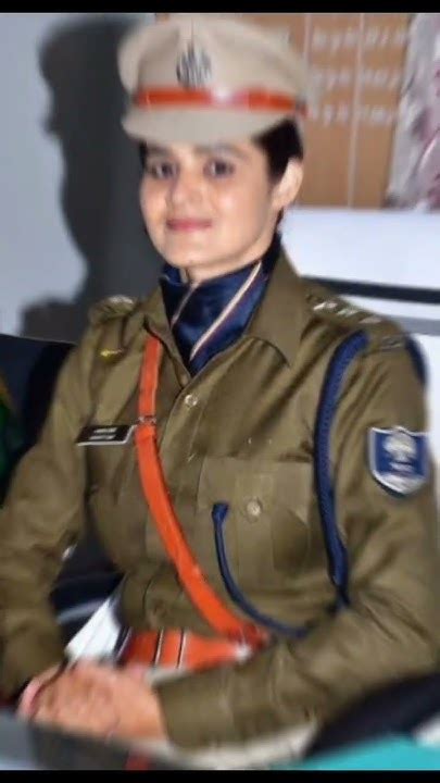 Lady Police Officer 🚓 New Short Viral 🔥💯 Trending Short 🔥🎯 Khaki 💕