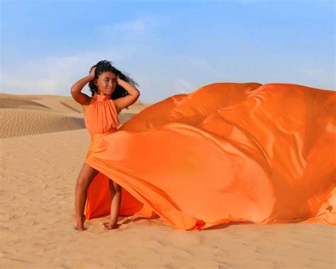 Dubaï L expérience d une robe volante pour un photoshoot GetYourGuide