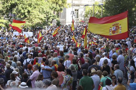 Cómo Fueron Las Manifestaciones Contra La Ley De La Amnistía Política