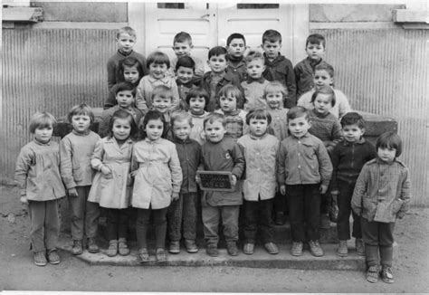 Photo De Classe Maternelle De Ecole De St Julien Copains D Avant