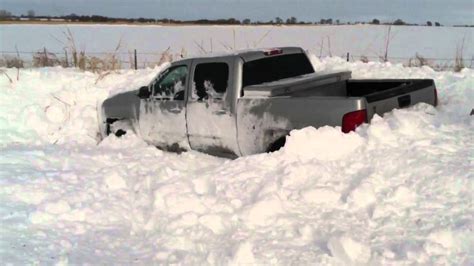 Truck Stuck In Snow Youtube