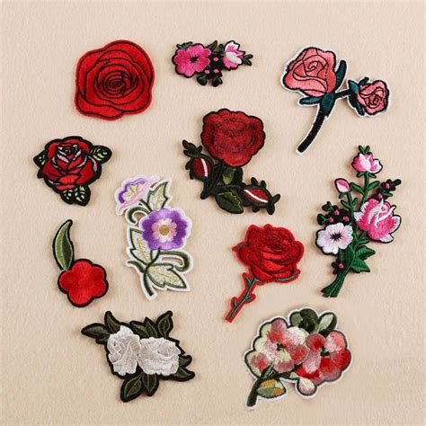 1 Pcs Top Patches Iron On Sew On Red Rose Flower Embroidery Patch Motif