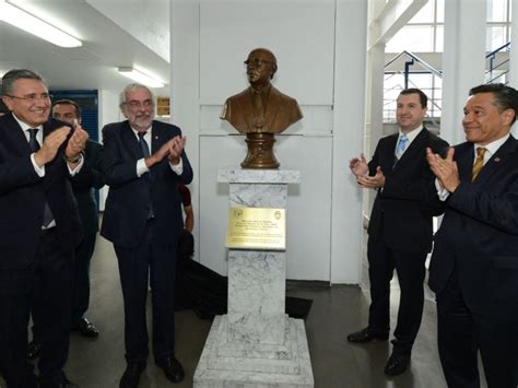 Alfonso García Robles El desarme nuclear de América Latina y el Premio