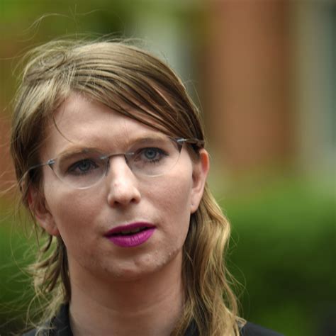 Wikileaks La Lanceuse D Alerte Chelsea Manning A Fait Une Tentative