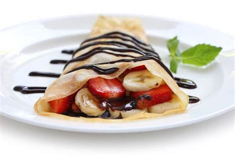 Strawberry Banana Crepes With Nutella Treat Dreams