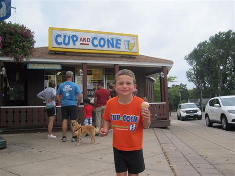 Cup And Cone White Bear Lake Restaurant Reviews Photos And Phone Number