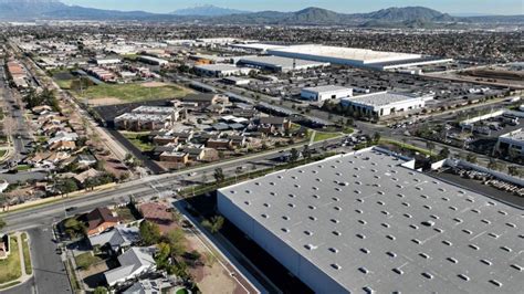 We Were Surrounded Battling The Warehouse Boom In Californias