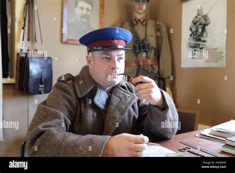 Nkvd uniform hi-res stock photography and images - Alamy