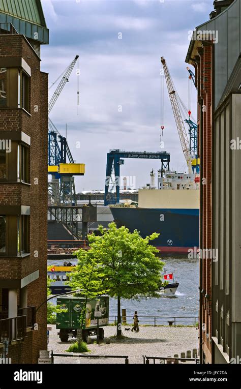 The Fish Market In Hamburg Altona Fotos Und Bildmaterial In Hoher