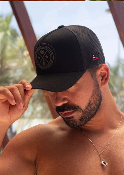 BONÉ TRUCKER BRASÃO ALL BLACK SEU LÓZA SEU LÓZA