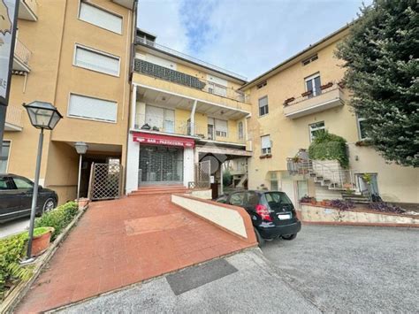 Vendita Appartamento Assisi Bilocale In Via Patrono D Italia 8 Ottimo