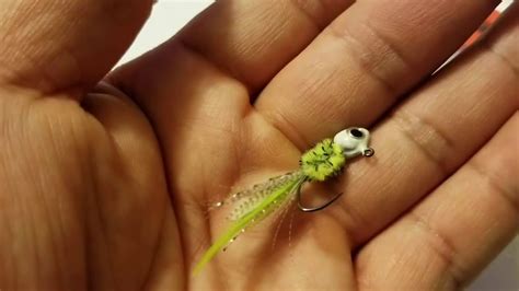 Hand Tying Crappie Jigs Youtube