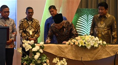 Pemerintah Targetkan Populasi Sapi Perah Capai Juta Ekor Untuk