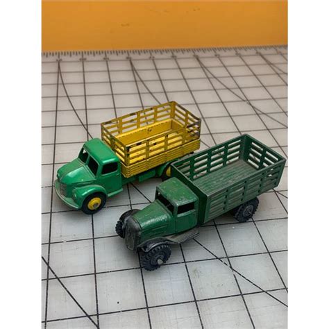 VINTAGE DINKY TOYS TRUCKS