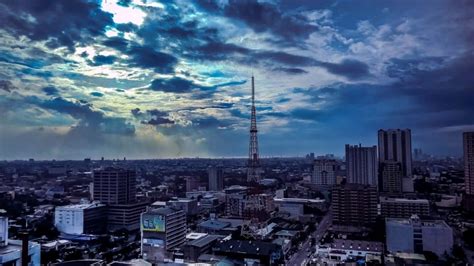 Imagen Gratis Ciudad Arquitectura Nubes Paisaje Cielo Azul Centro