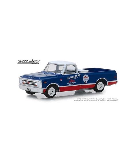 Greenlight Running On Empty Series 7 1968 Chevy C 10 Truck