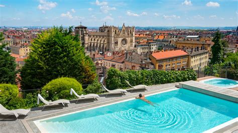 Top des rooftops et terrasses perchées les plus cool de Lyon Food