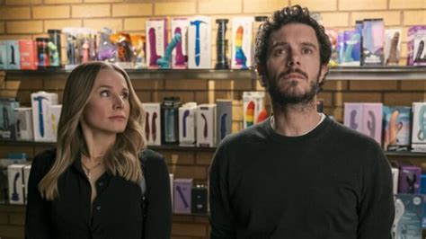 Kristen Bell e Adam Brody estão num relacionamento IMPROVÁVEL no