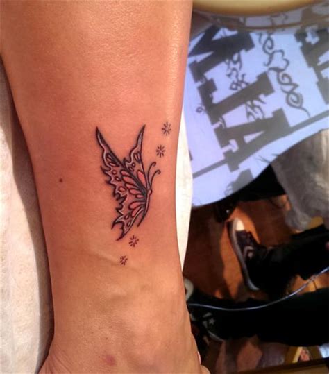 Ayak Bileğine Kelebek Dövmesi Butterfly Tattoo Dövme Çalışmalarımız