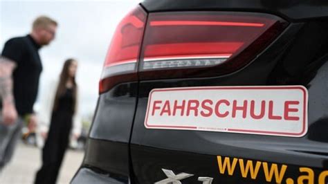 Bezahlbarer Führerschein Bundestag stimmt gegen CDU Antrag SWR