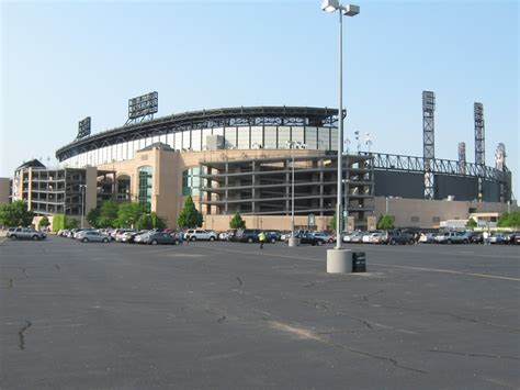 Guaranteed Rate Field Parking Tips Chicago White Sox Mlb Ballpark Guides