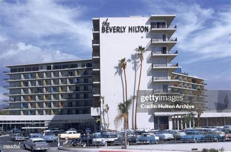 The Beverly Hilton Hotel Photos and Premium High Res Pictures - Getty ...