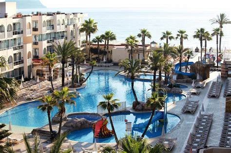 Aparthotel Alcudia Pins In Playa De Muro Suntip Nl