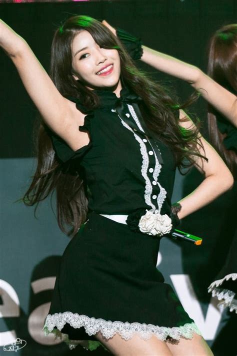 Tiffkyu Lovelyz Mijoo Korean Pop Stars Kpop Girls