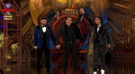 Bigg Boss 16 Mc Stan Beats Shiv Thakare To Take Home Trophy Cash