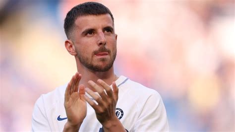 Man Utd Prepare M Swoop For England Pair As Ten Hag Identifies Best