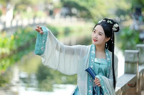 Les plus beaux vêtements traditionnels chinois Histoires et anecdotes