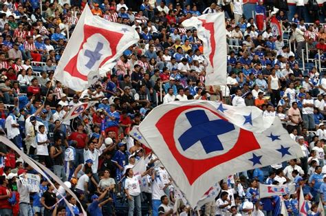 Pin de Ángel 123 en cruz azul Imágenes del cruz azul Cruz azul Uñas