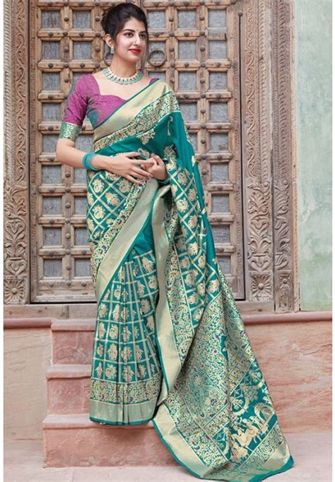 Rama Green Banarasi Saree With Contrast Blouse Saree Designs Silk