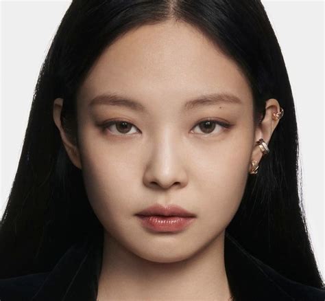 Pin By Cbpf On Blackpink Jennie Aesthetic Makeup Jennie Kim