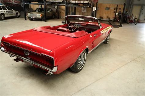 1967-ford-mustang-cabrio-red-red-20 | NR Classic Car Collection Stuttgart