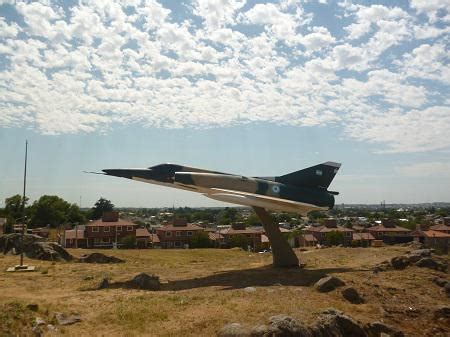 Plazoleta VI Brigada Aérea en Tandil