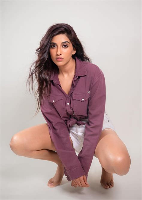 Nimrit Kaur Ahluwalia Beautiful R Tvcelebsindia