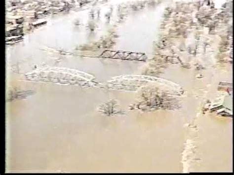 Flood Devastation Of Grand Forks Youtube